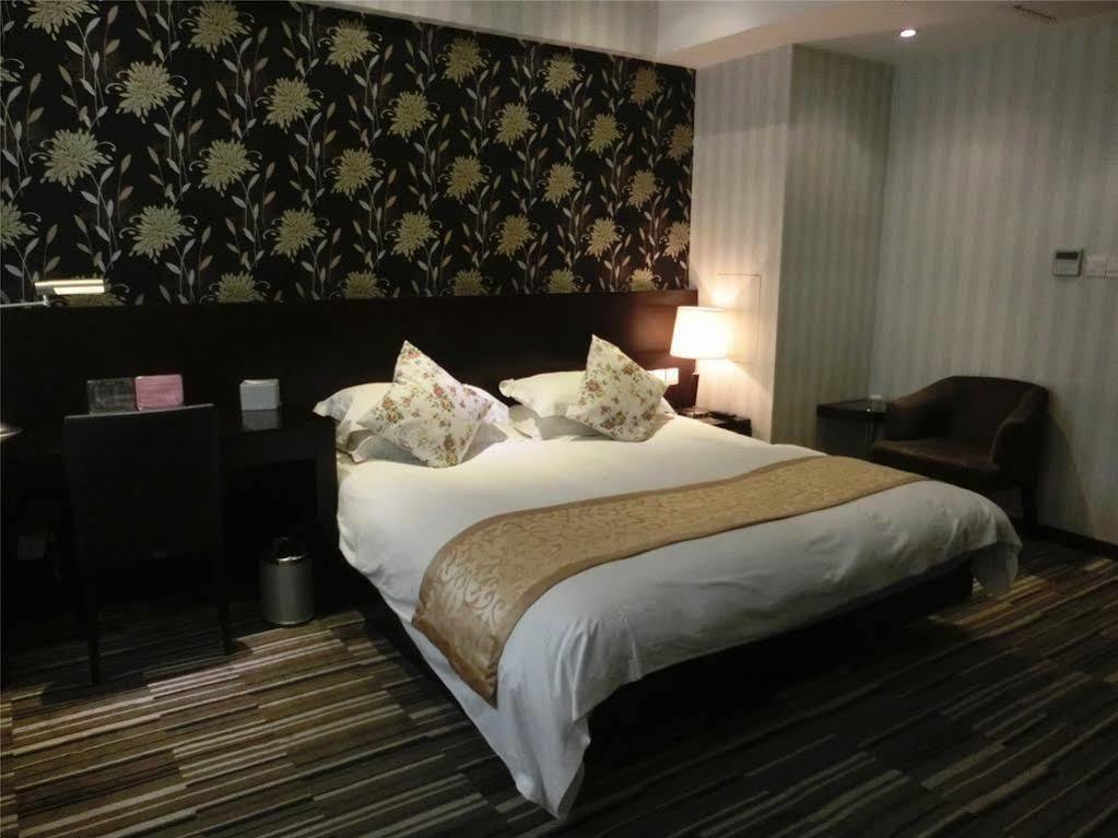 Shanghai Baron Business Bund Hotel エクステリア 写真